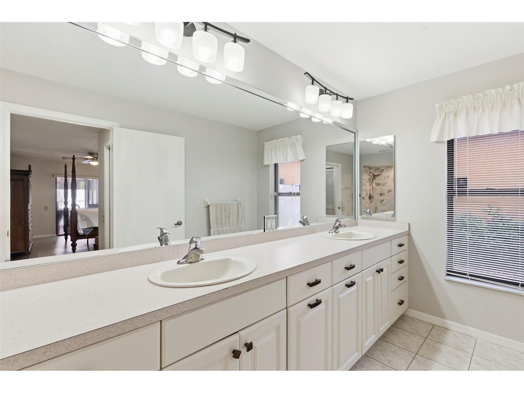2418 Anthony Avenue Clearwater FL 33759 TB8498313 image19