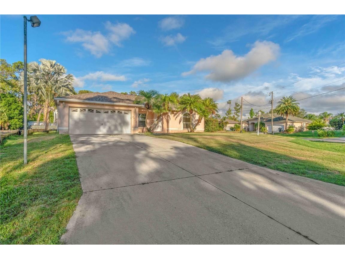 2418 Frantz Street North Port FL 34286 A4613769 image1