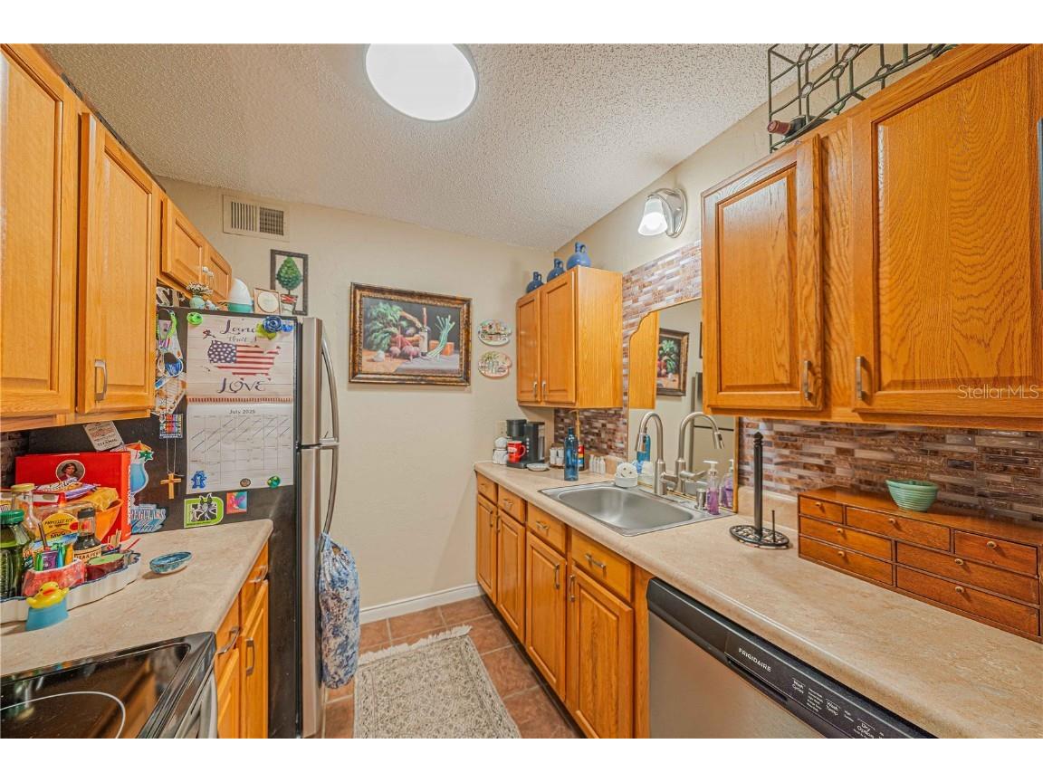 2418 NE 7th Street #6 Ocala FL 34470 OM705695 image9