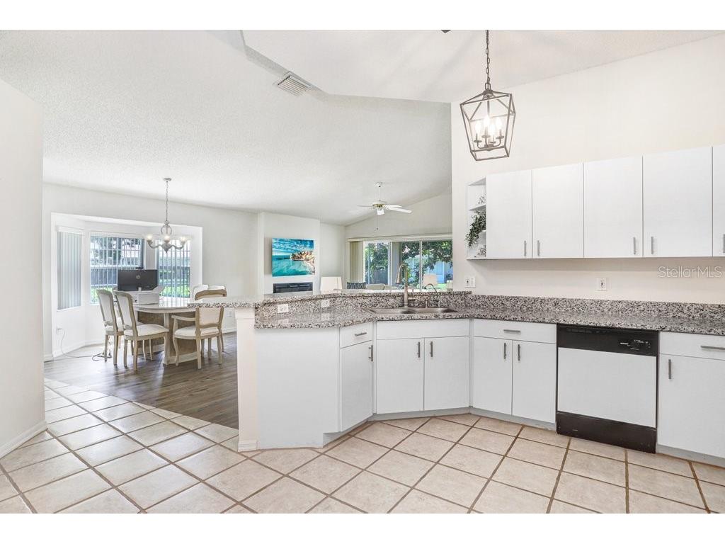 2418 New Haven Circle #83 Sun City Center FL 33573 TB8525271 image11