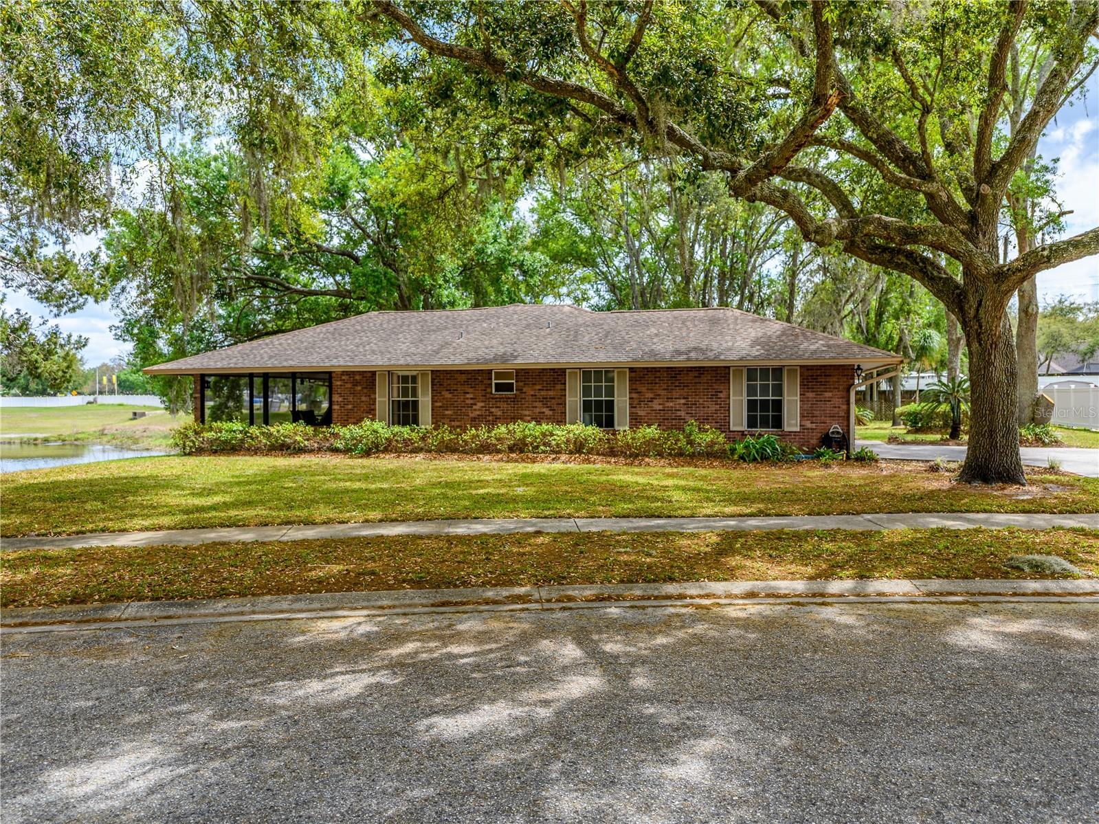 24180 Landing Drive Lutz FL 33559 TB8486149 image1