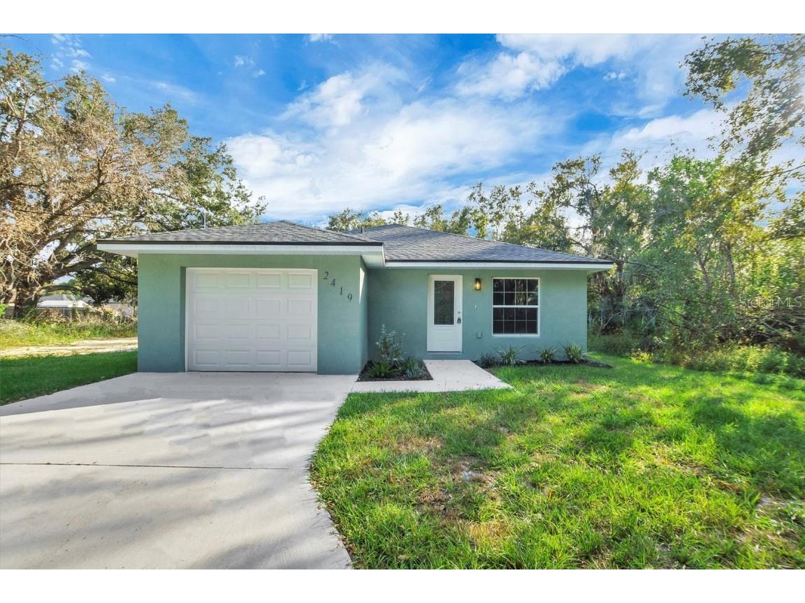 2419 Blair Circle N Lakeland FL 33803 P4935829 image1