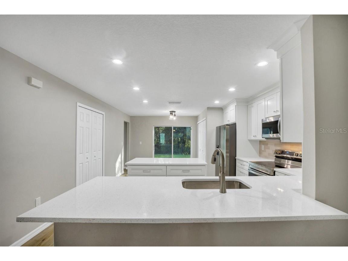 2419 Blair Circle N Lakeland FL 33803 P4935829 image9