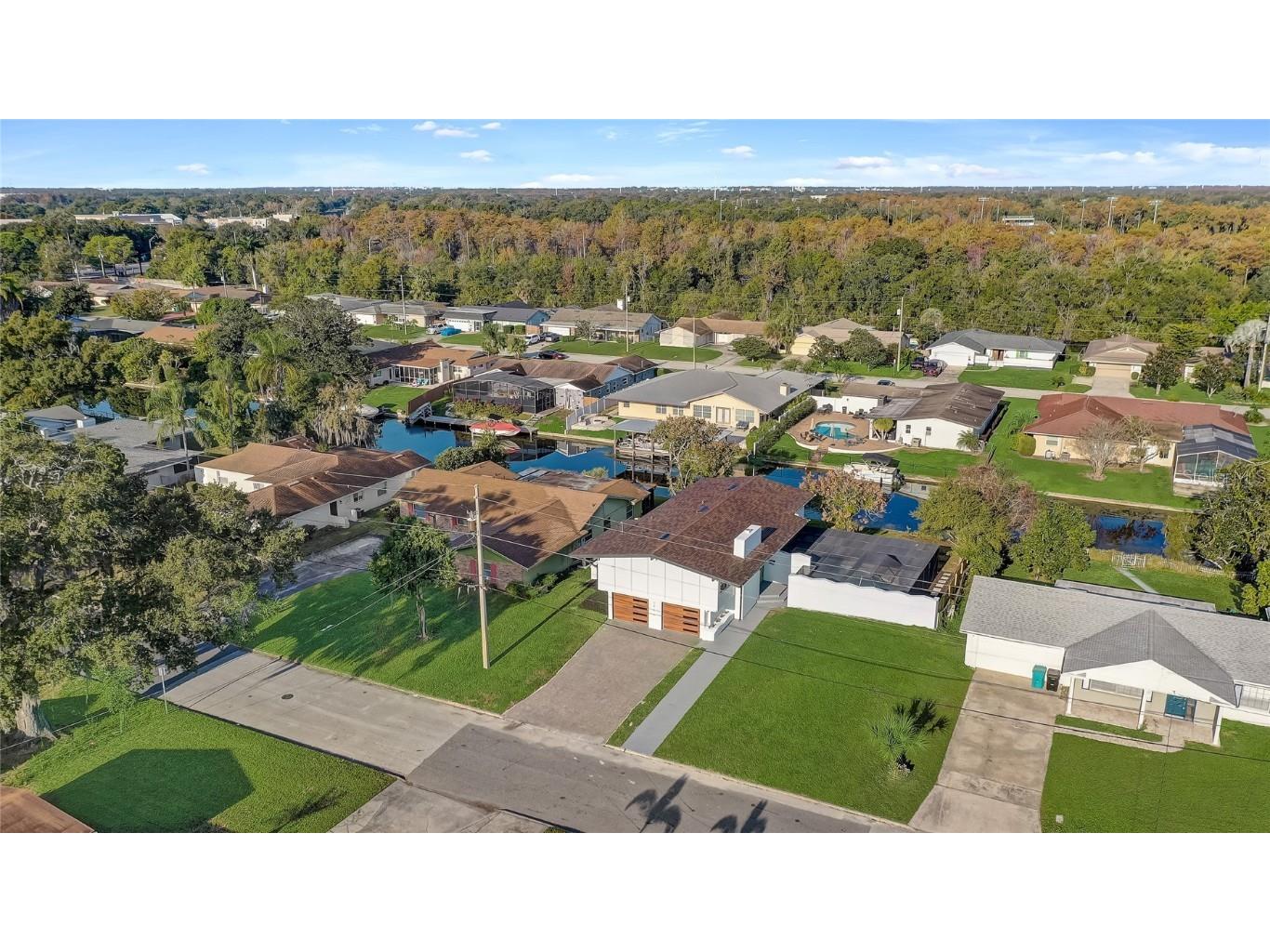 2419 Caribbean Court Orlando FL 32805 O6365429 image1