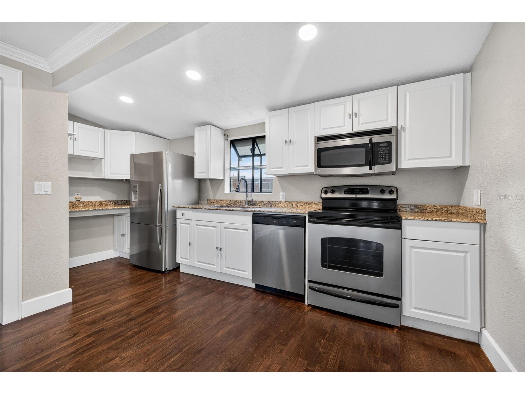 2419 Dartmouth Avenue N Saint Petersburg FL 33713 TB8504794 image8