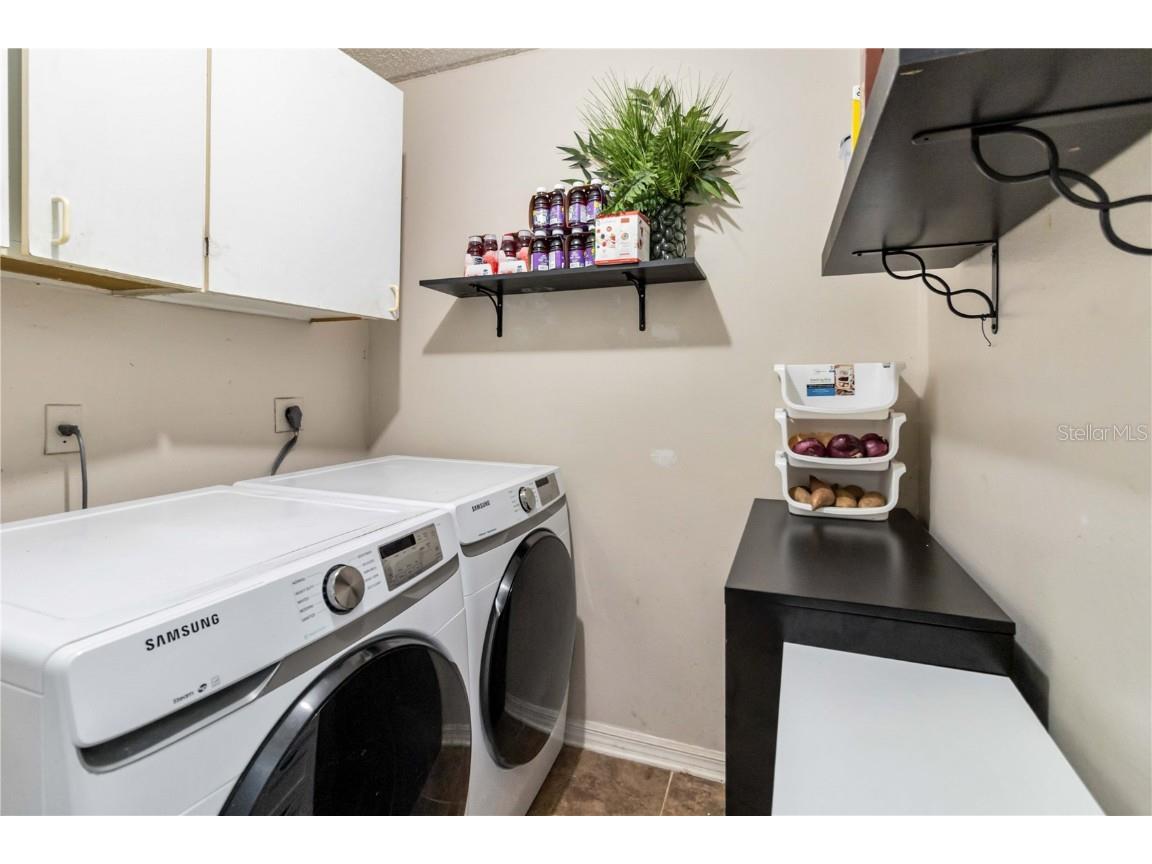 2419 Lancashire Lane Kissimmee FL 34743 S5133020 image24