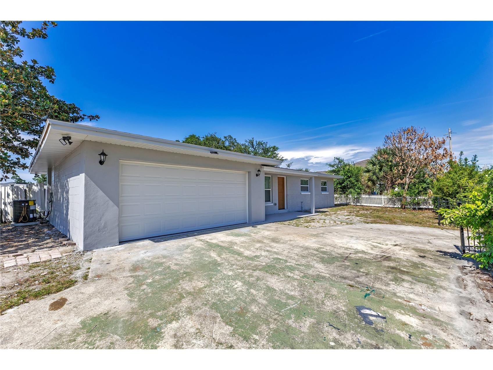2419 Orange Center Boulevard Orlando FL 32805 O6410648 image1