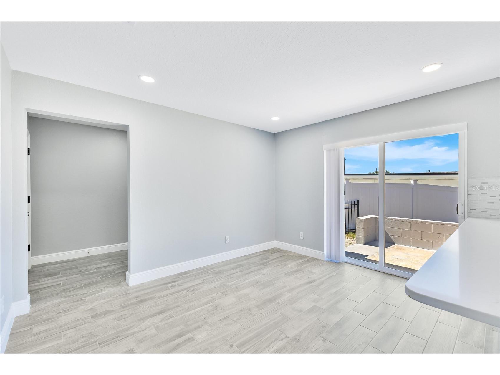 2419 Orange Center Boulevard Orlando FL 32805 O6410648 image12