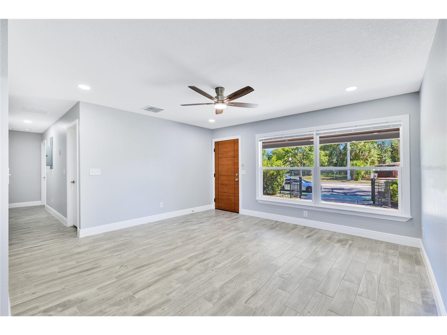 2419 Orange Center Boulevard Orlando FL 32805 O6410648 image6