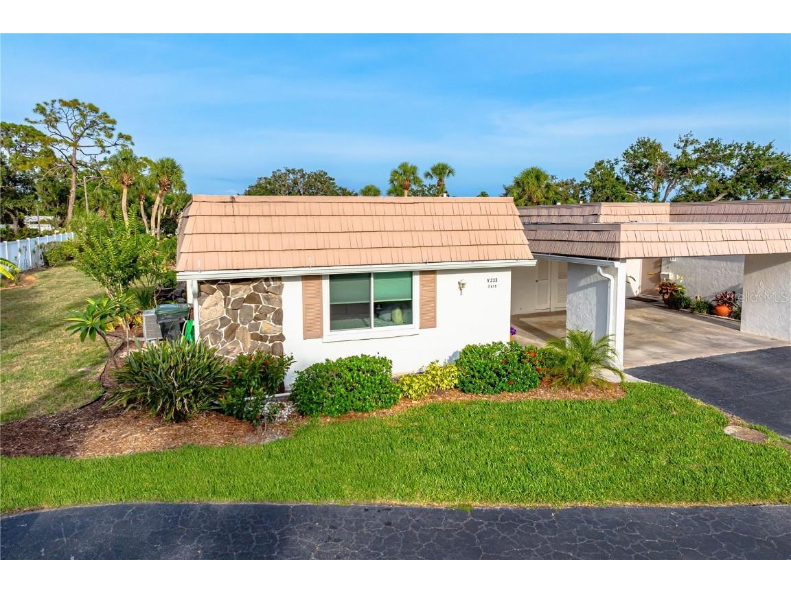 2419 Riverbluff Parkway #V233 Sarasota FL 34231 A4653021 image1
