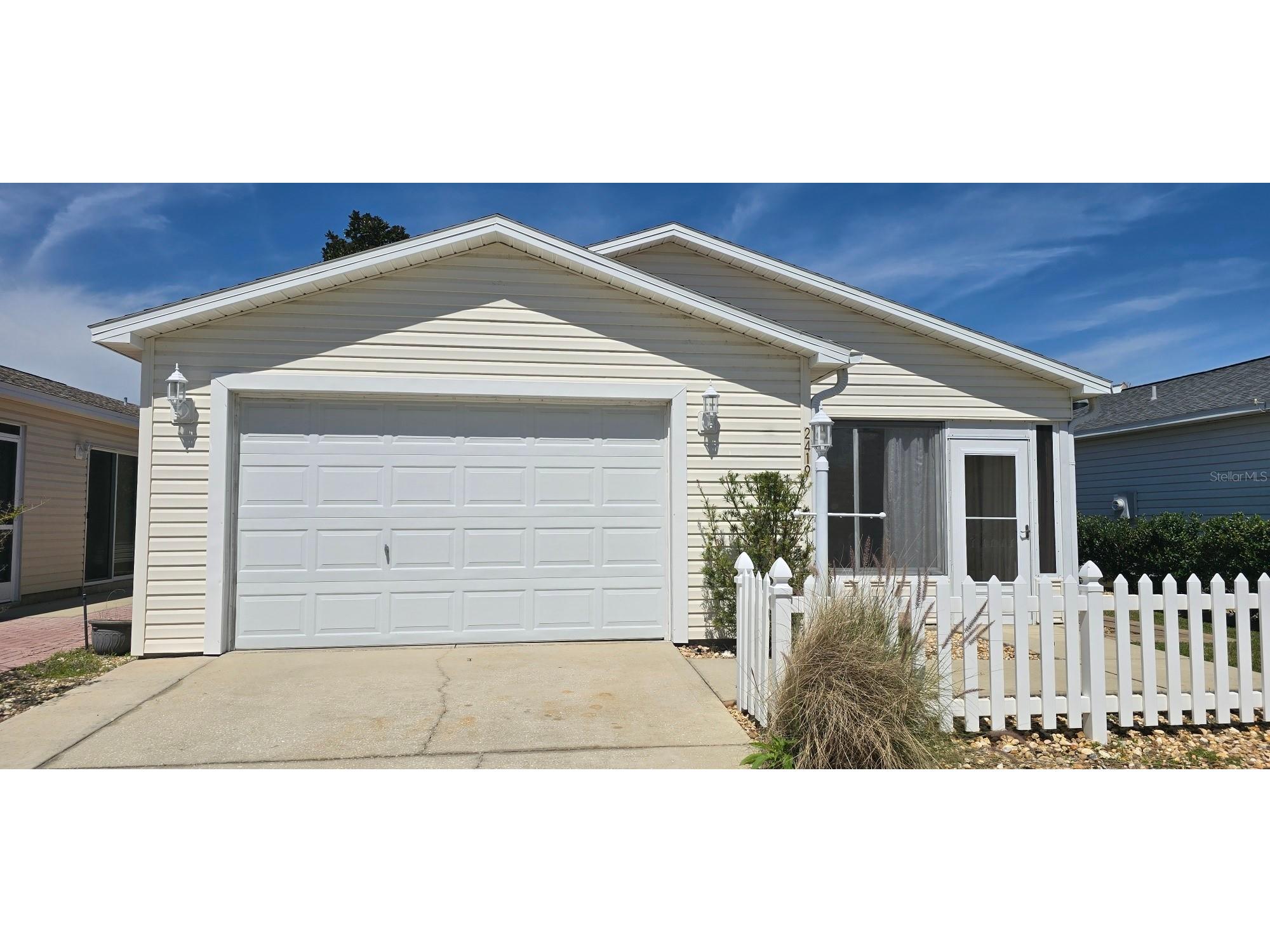 2419 Southern Oak Street The Villages FL 32162 OM721230 image1