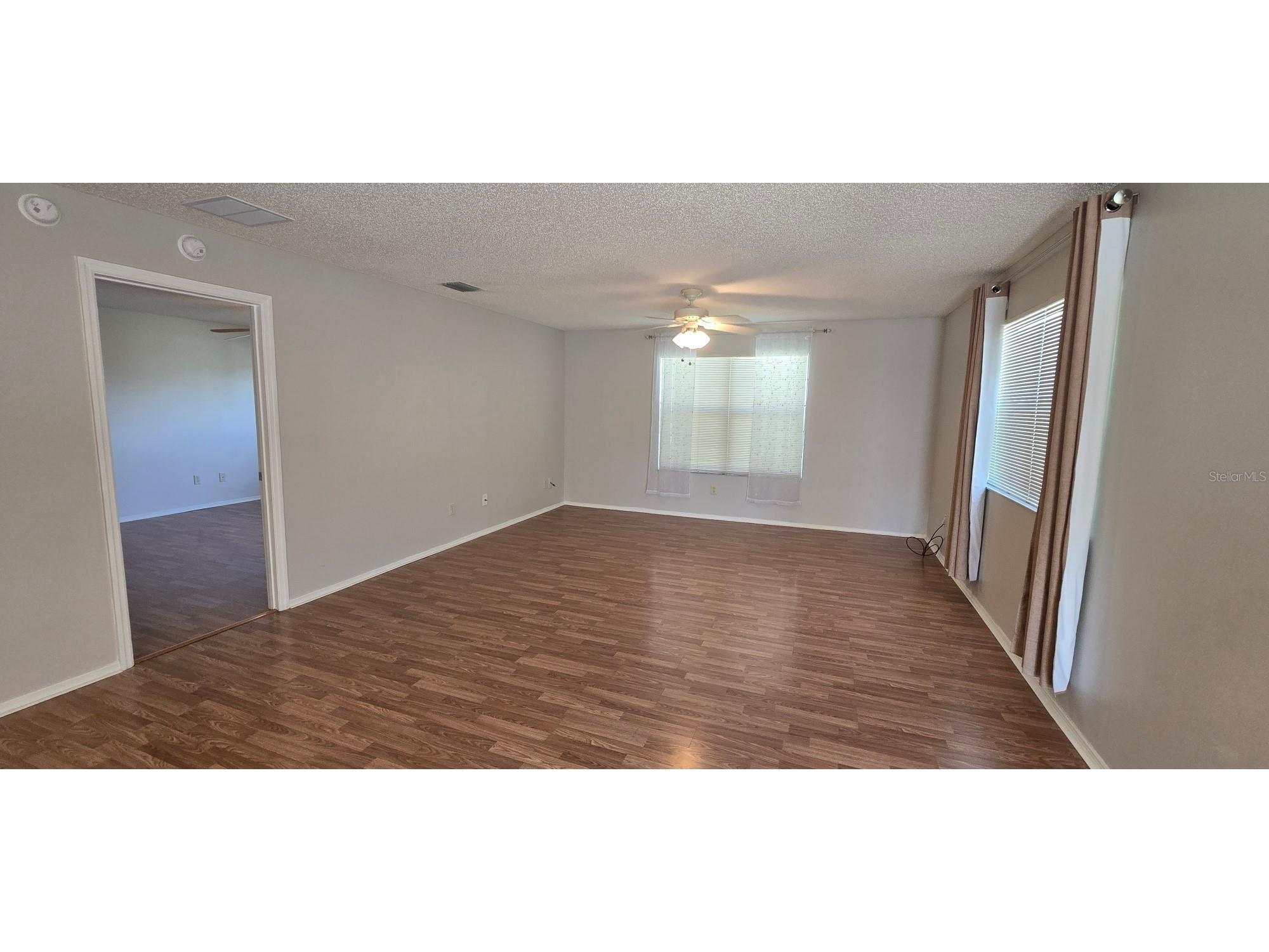 2419 Southern Oak Street The Villages FL 32162 OM721230 image8