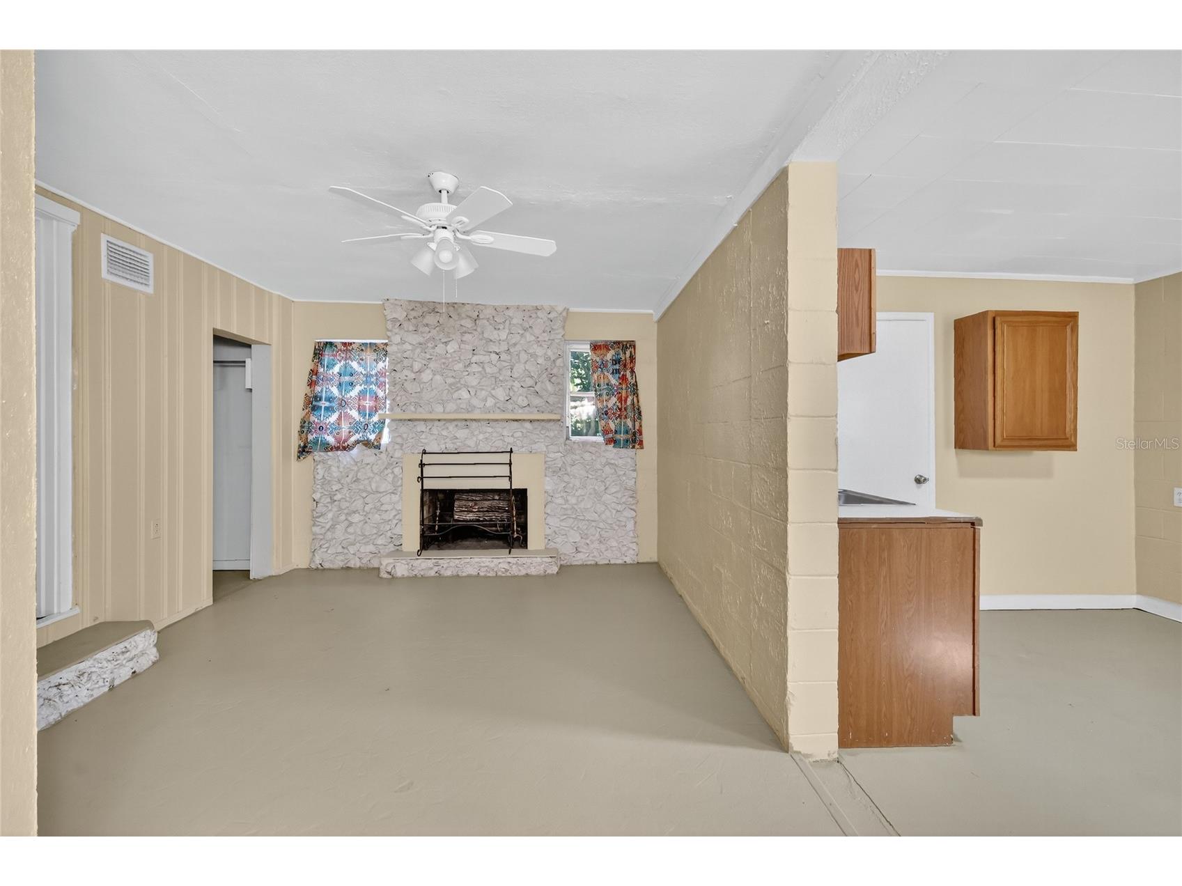 2419 W Main Street Leesburg FL 34748 G5103554 image18
