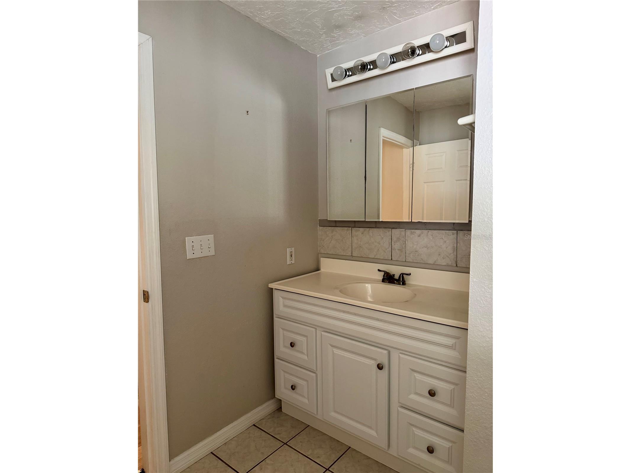 2419 Wells Avenue Sarasota FL 34232 S5146050 image18
