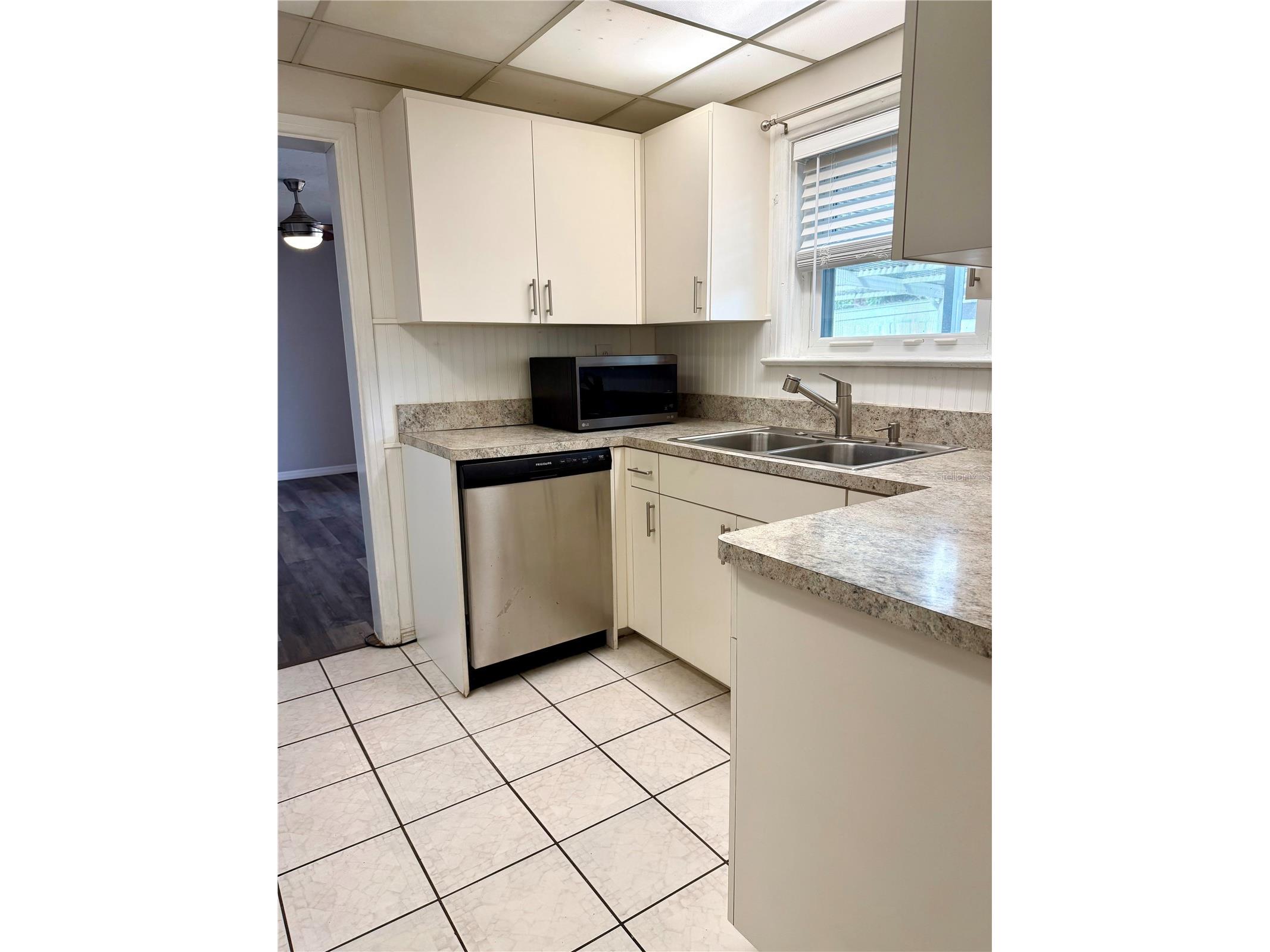 2419 Wells Avenue Sarasota FL 34232 S5146050 image9