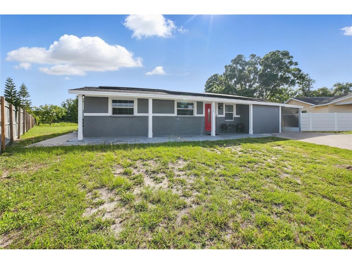 2419 Wishing Well Way Tampa FL 33619 TB8394399 image1