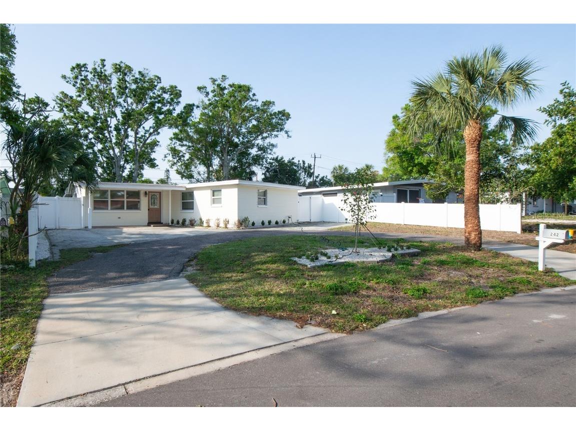 242 11th Avenue SW Largo FL 33770 TB8364323 image1