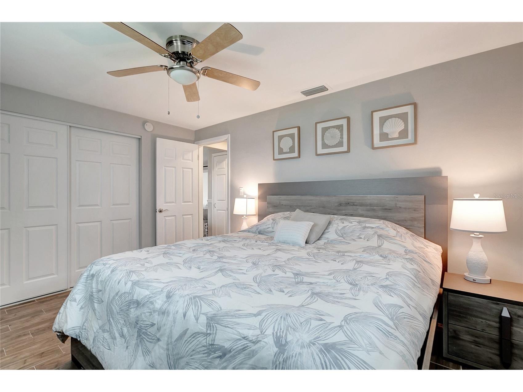 242 176th Avenue E Redington Shores FL 33708 OM722479 image23