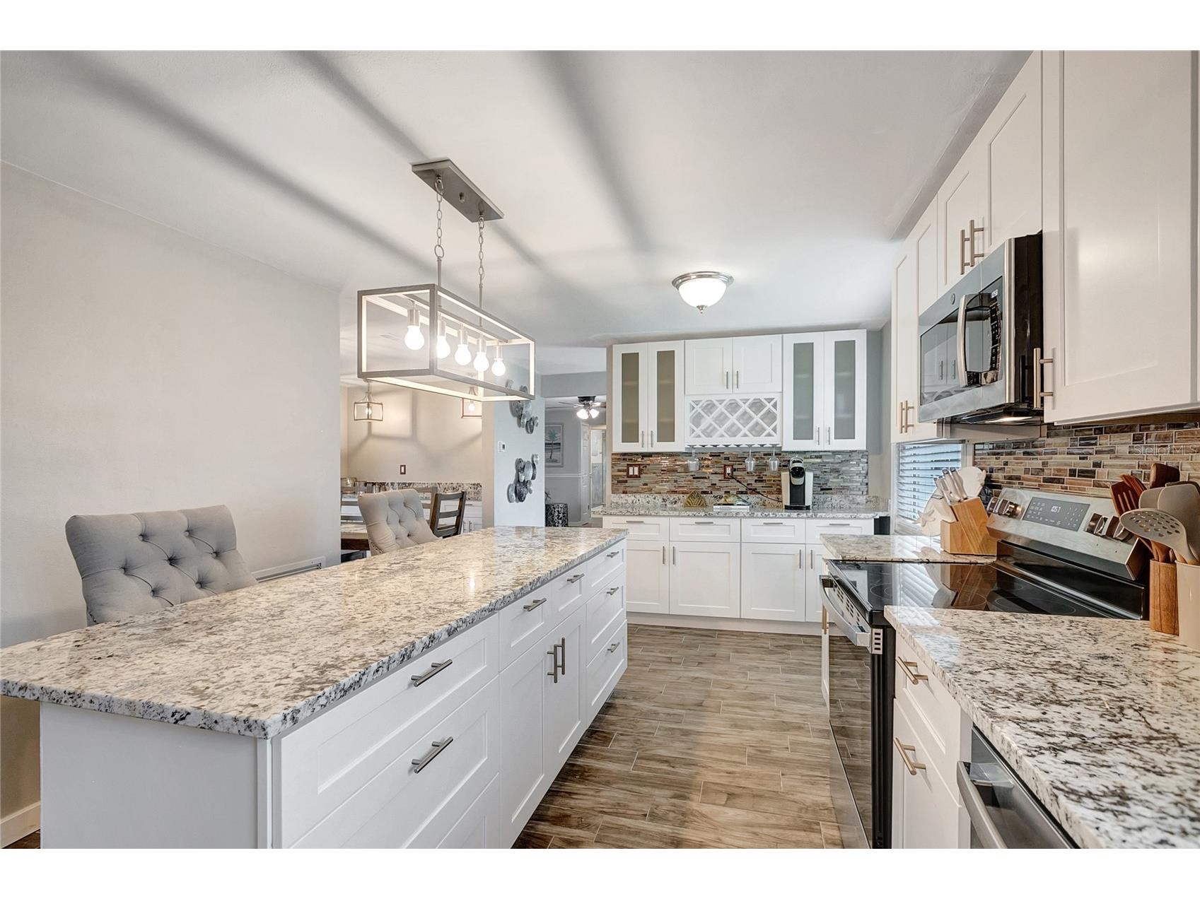 242 176th Avenue E Redington Shores FL 33708 OM722479 image6