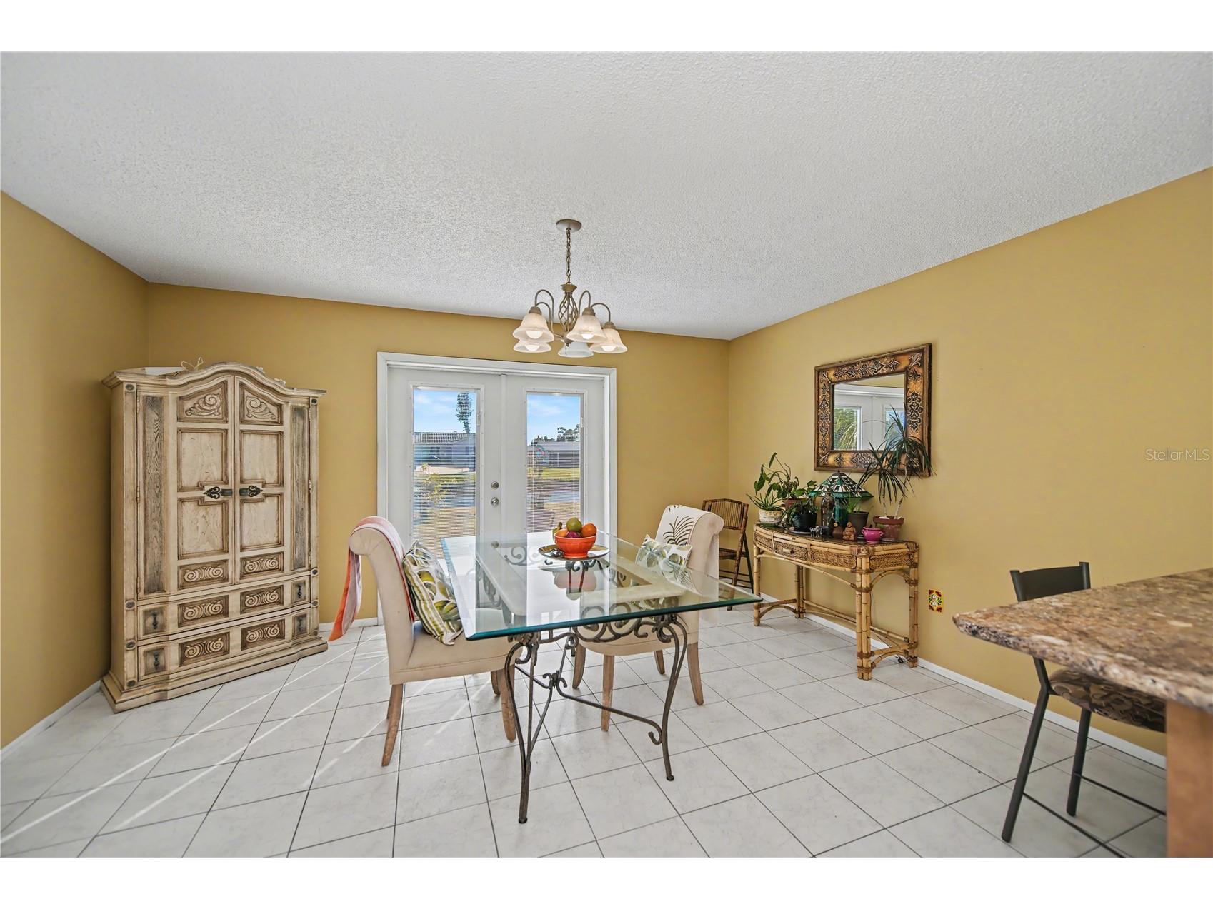242 Annapolis Lane Rotonda West FL 33947 - OAKLAND HILLS CREEK C7520633 image14