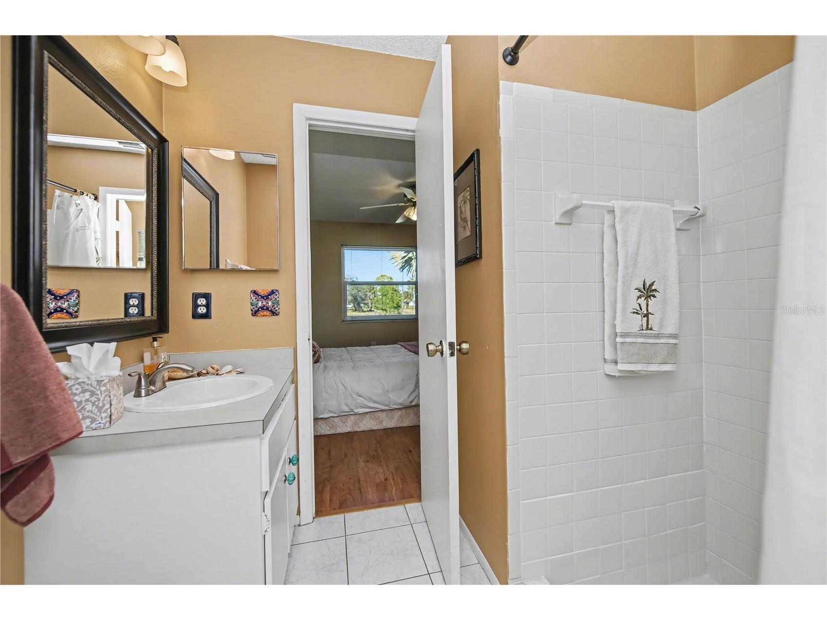 242 Annapolis Lane Rotonda West FL 33947 - OAKLAND HILLS CREEK C7520633 image37