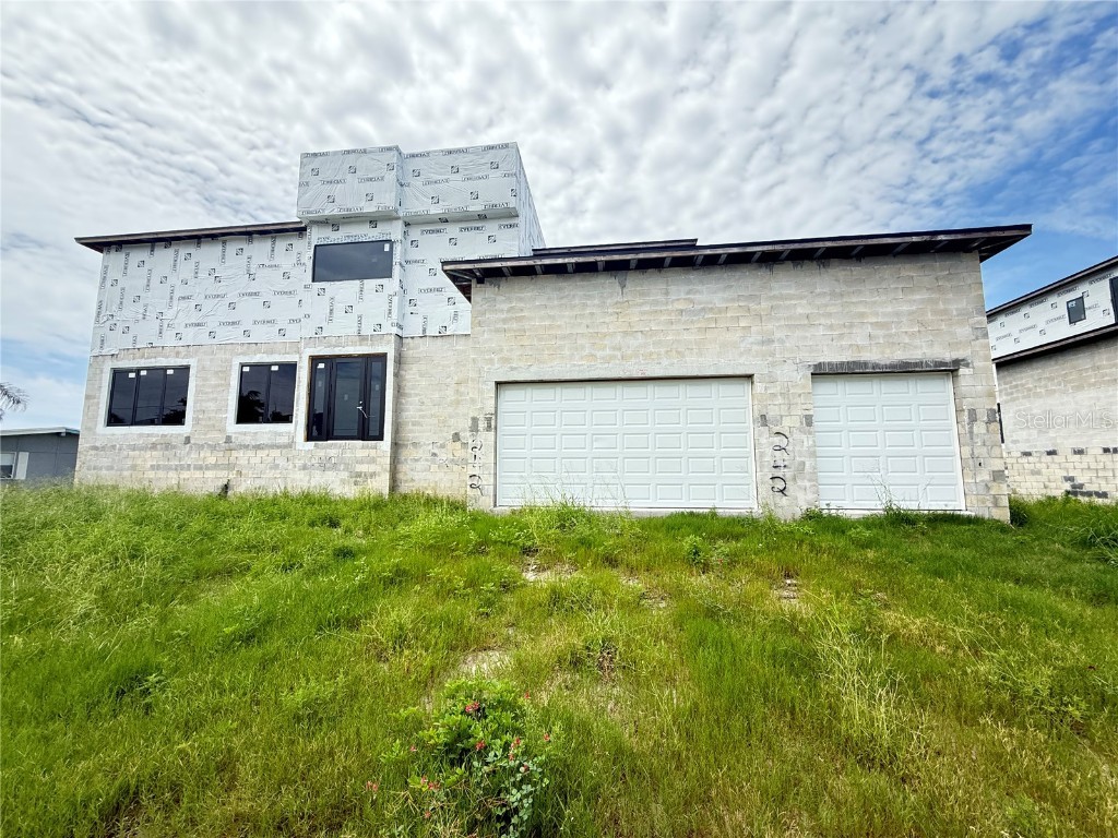 242 Bangsberg Road SE Port Charlotte FL 33952 C7507514 image1