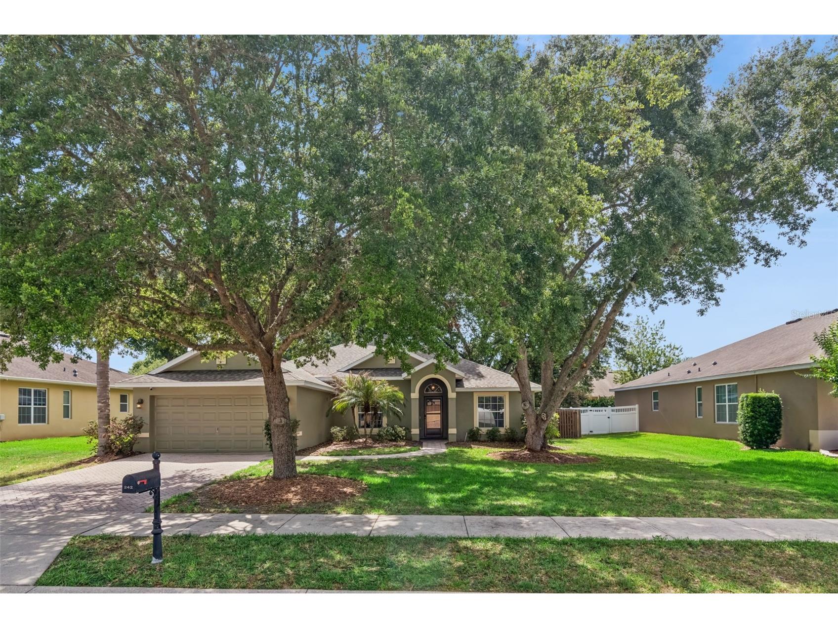 242 Blue Water Street Eustis FL 32736 - Blue Lake O6410679 image1