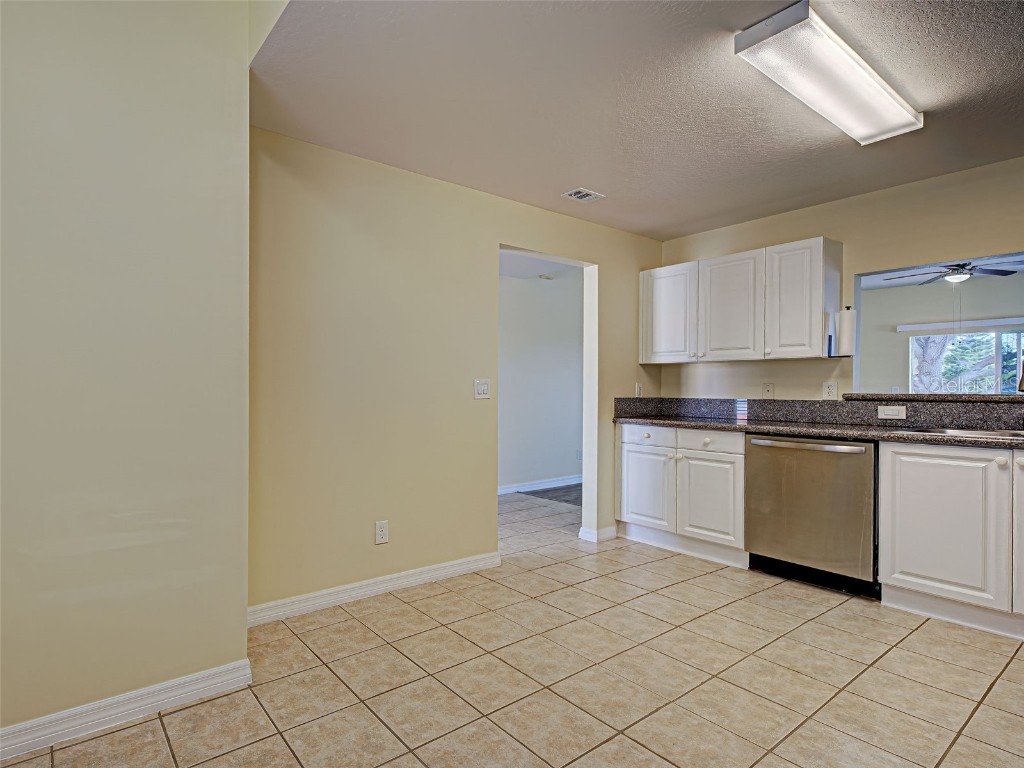 242 Boundary Boulevard #114 Rotonda West FL 33947 D6144647 image32