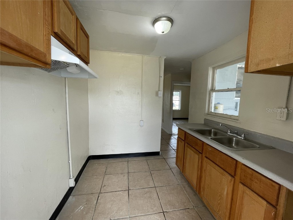 242 C Street Lake Wales FL 33853 O6368161 image2