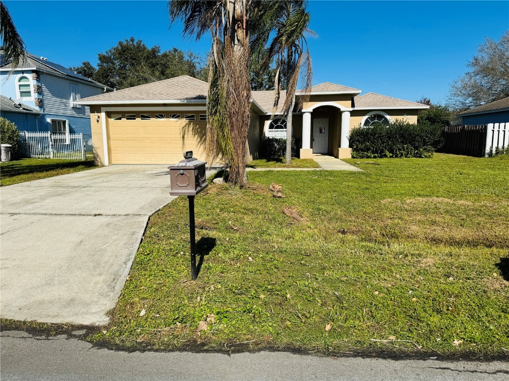 242 Canterbury Court Kissimmee FL 34758 O6166287 image1