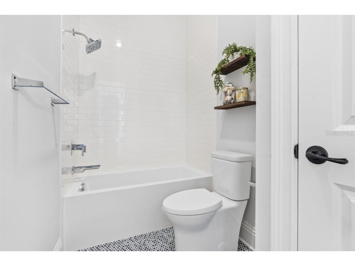 242 Estado Way NE Saint Petersburg FL 33704 TB8348460 image50