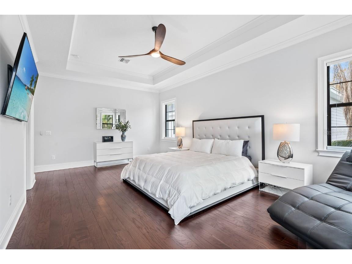 242 Estado Way NE Saint Petersburg FL 33704 TB8348460 image56