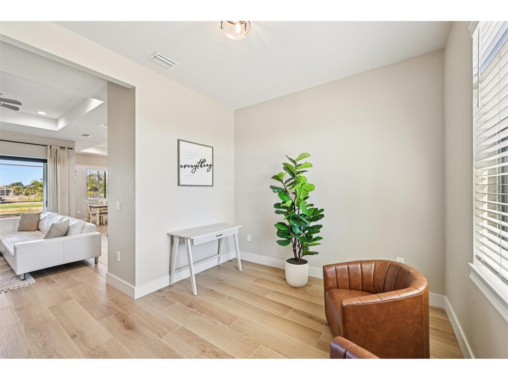 242 Fairway Road Rotonda West FL 33947 D6145989 image4