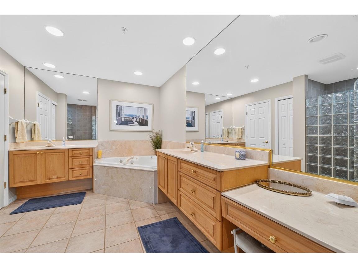 242 Hidden Bay Drive #401 Osprey FL 34229 D6143964 image32