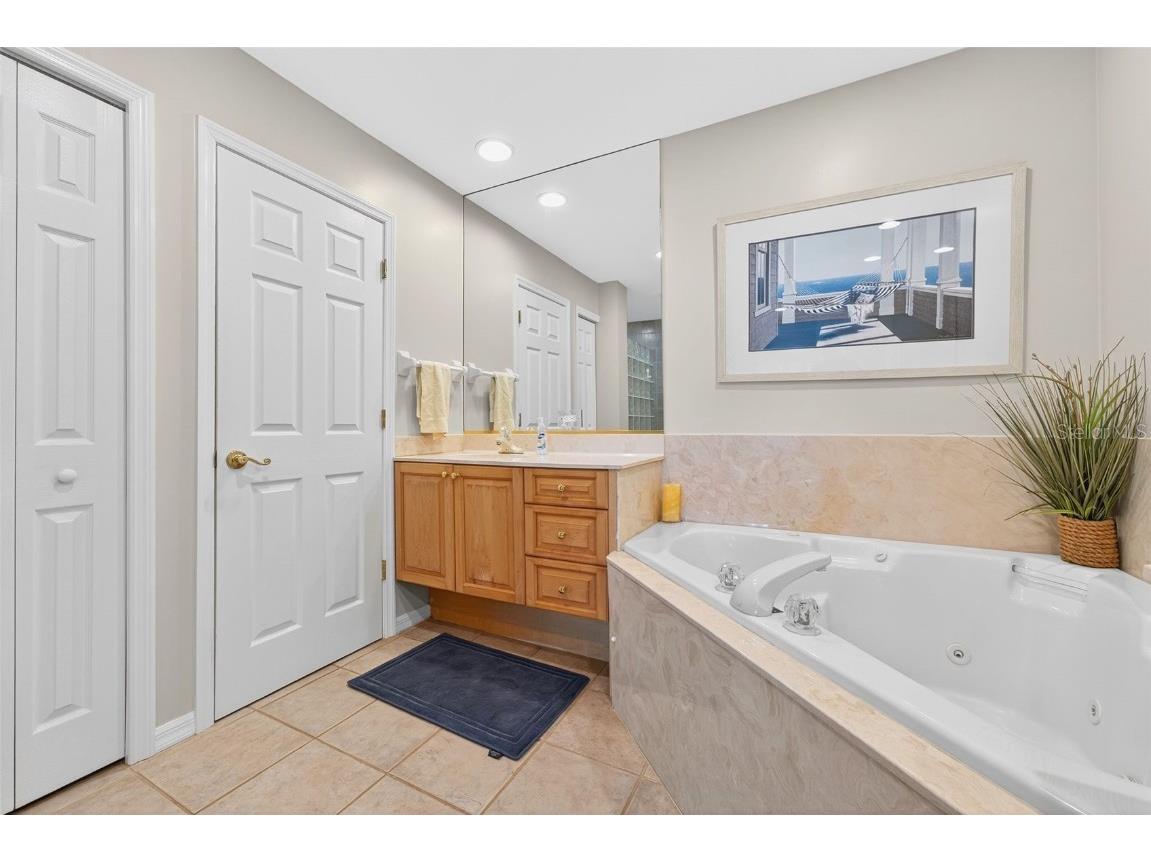 242 Hidden Bay Drive #401 Osprey FL 34229 D6143964 image33