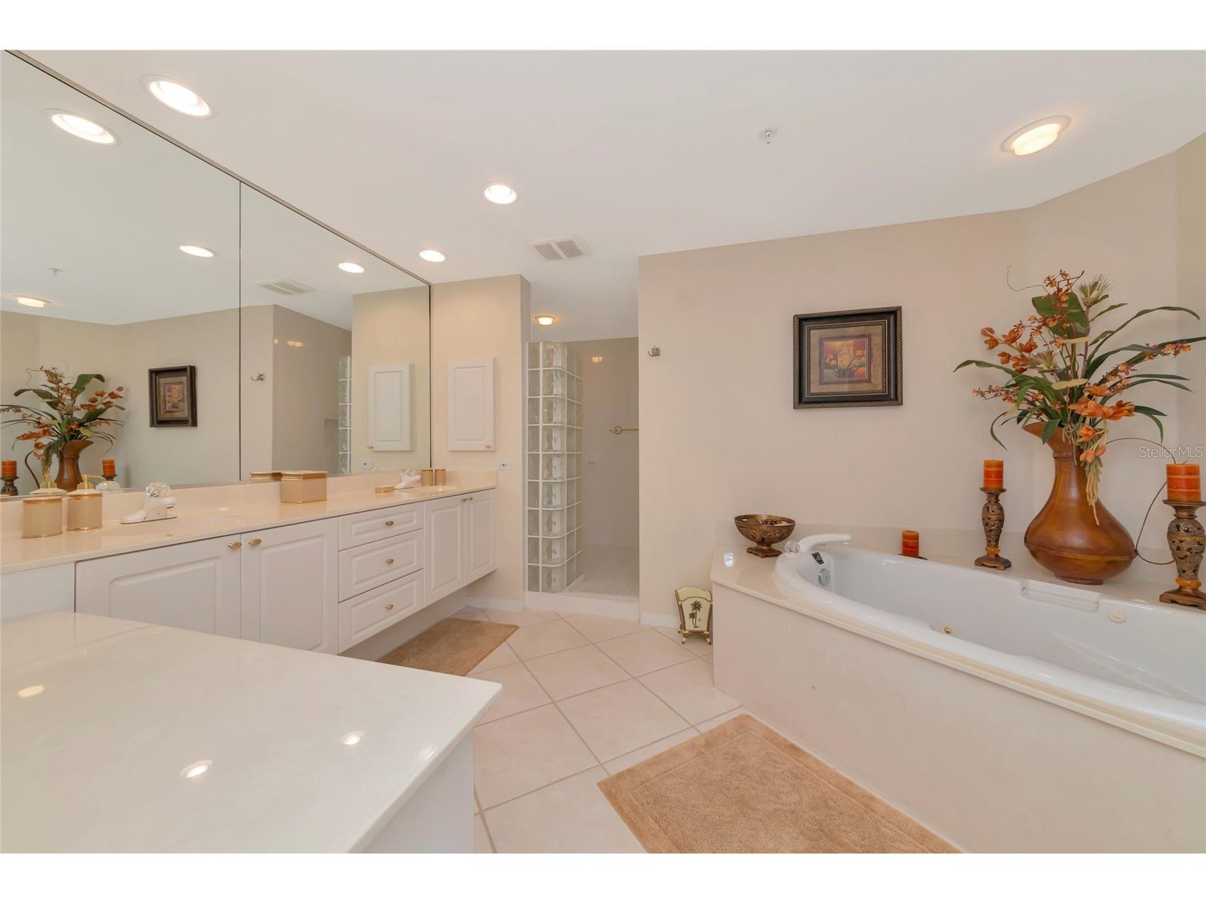 242 Hidden Bay Drive #602 Osprey FL 34229 - LITTLE SARASOTA BAY A4678883 image15