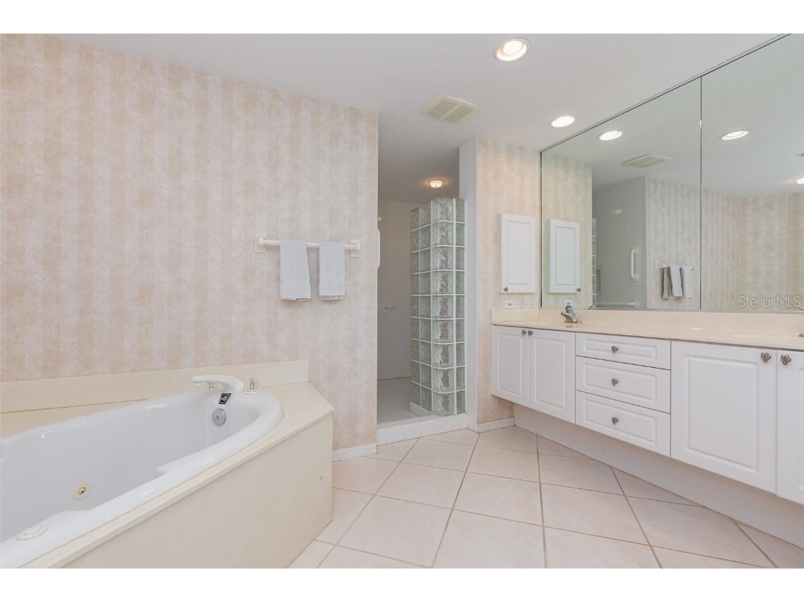 242 Hidden Bay Drive #603 Osprey FL 34229 - LITTLE SARASSOTA BAY A4650286 image21