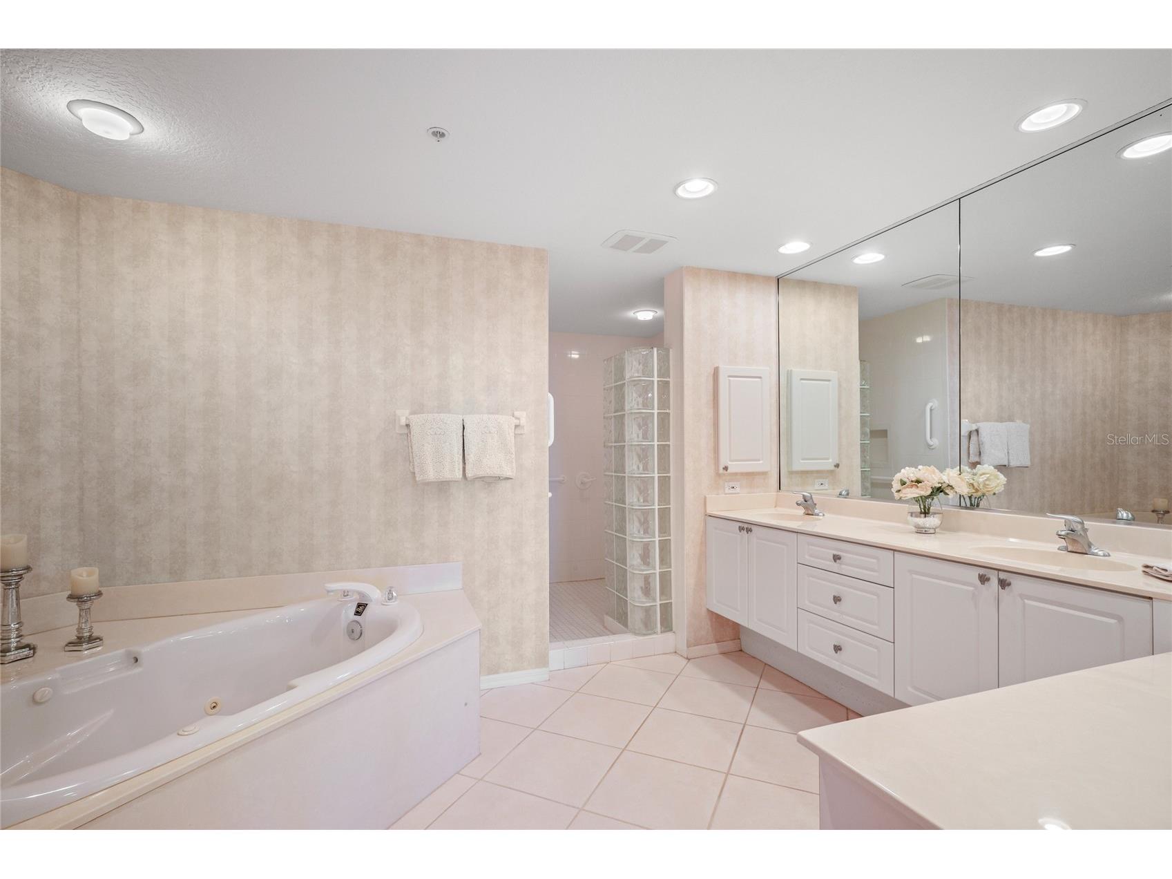242 Hidden Bay Drive #603 Osprey FL 34229 - LITTLE SARASSOTA BAY C7520107 image37