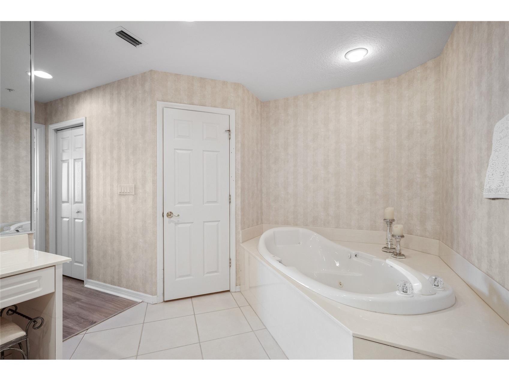 242 Hidden Bay Drive #603 Osprey FL 34229 - LITTLE SARASSOTA BAY C7520107 image39