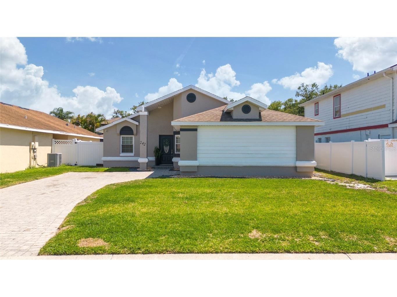 242 Hidden Springs Circle Kissimmee FL 34743 S5084650 image1