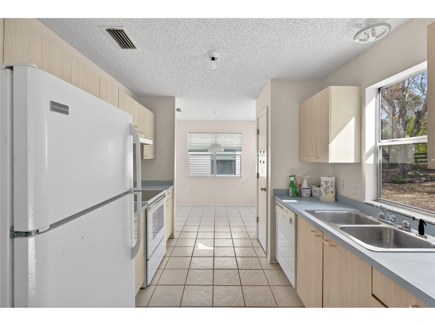 242 Juarez Way Lady Lake FL 32159 G5106248 image11