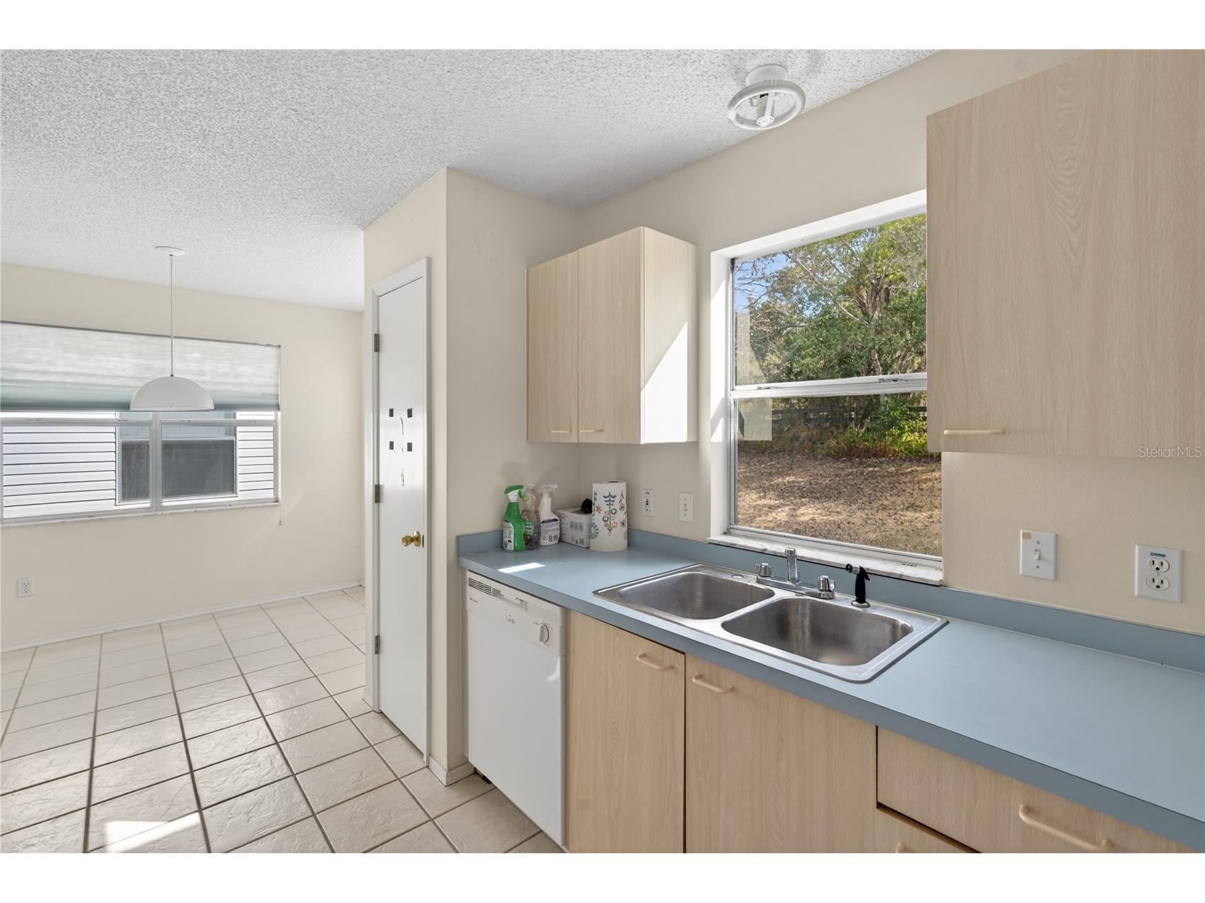 242 Juarez Way Lady Lake FL 32159 G5106248 image12