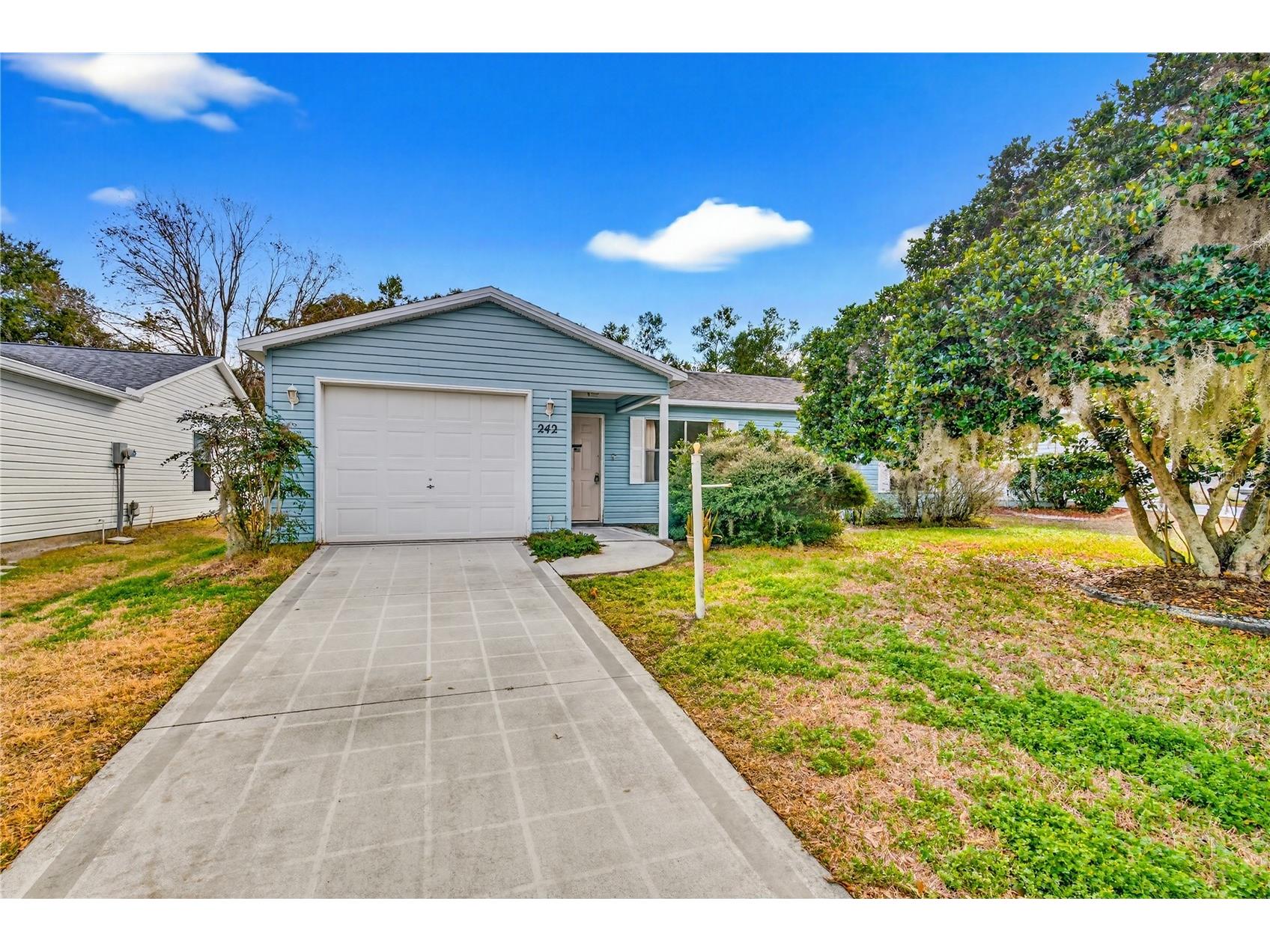 242 Juarez Way Lady Lake FL 32159 G5106248 image3