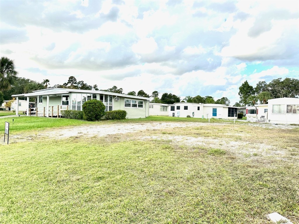 242 Kelou Court Leesburg FL 34788 G5062625 image1