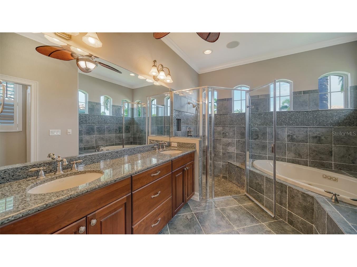 242 Pesaro Drive North Venice FL 34275 A4657901 image36