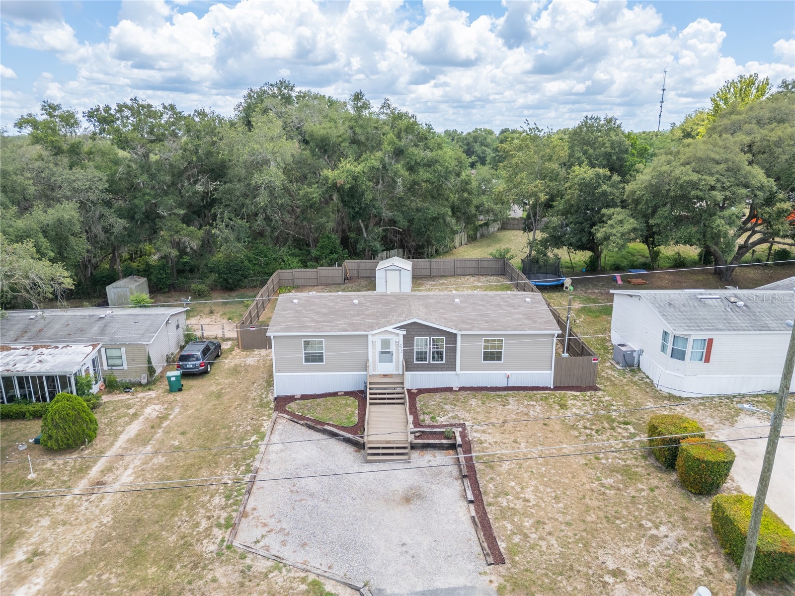 242 Skyline Drive Lady Lake FL 32159 R4911480 image2