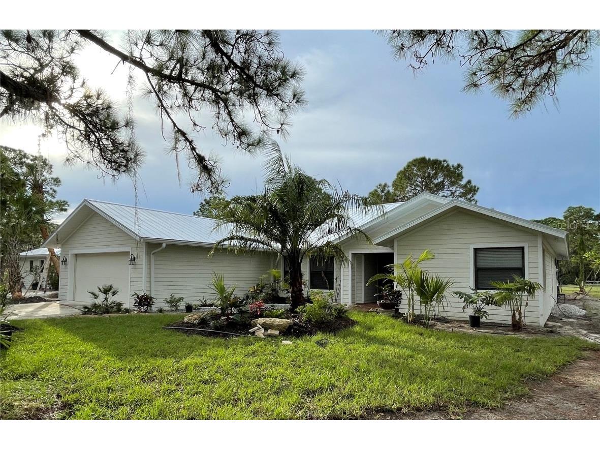 242 Snyder Drive #A Venice FL 34292 - CURRY CREEK N6127251 image1