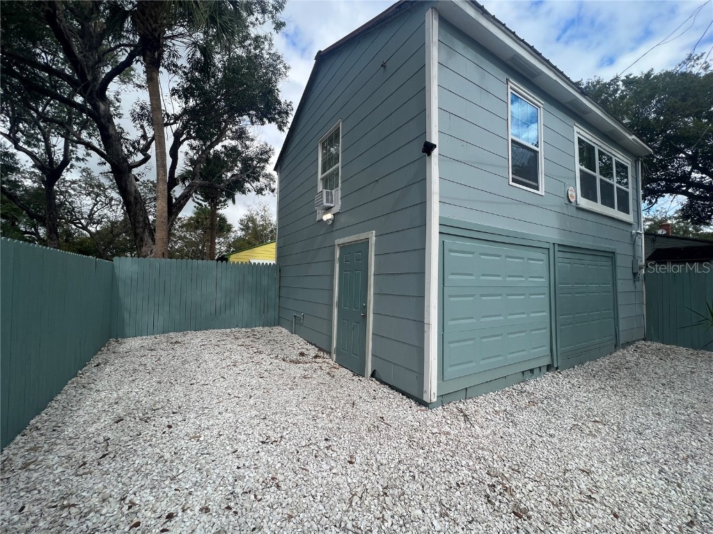 242 Taylor Avenue S #1/2 Saint Petersburg FL 33705 U8221979 image1