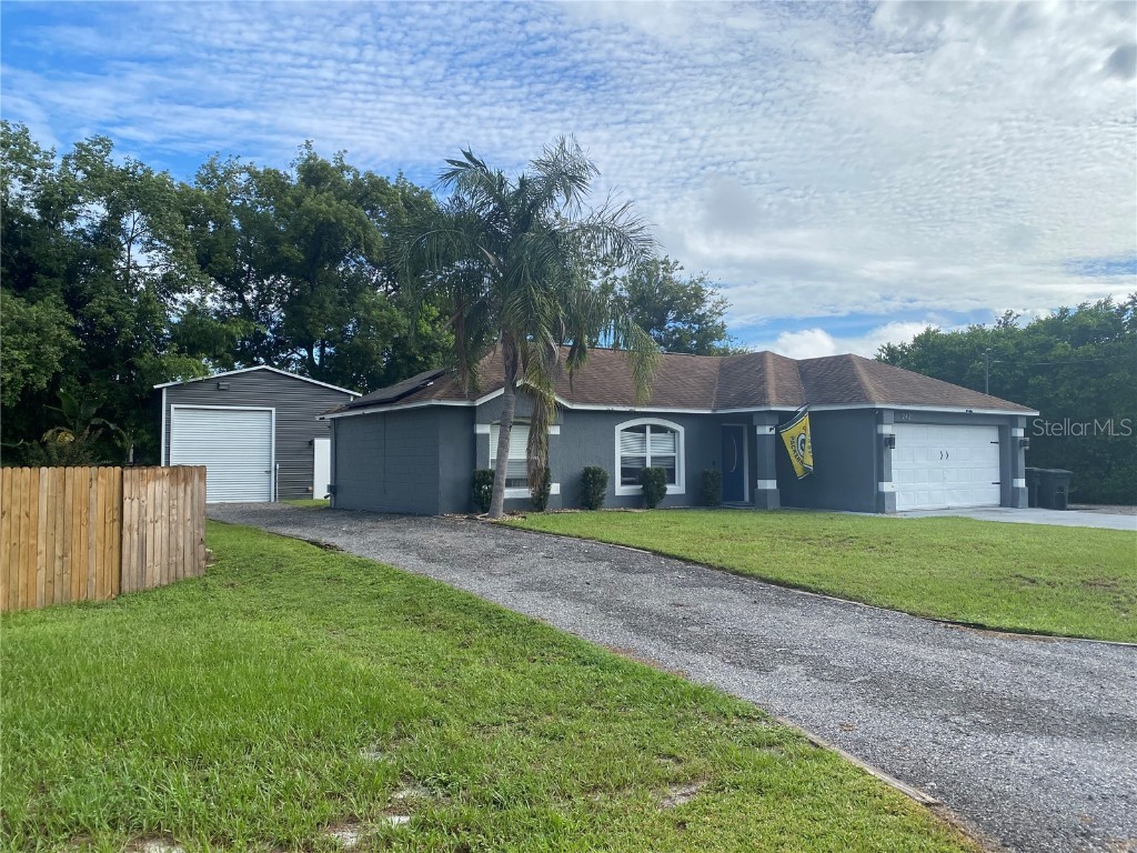 242 Torrento Drive Debary FL 32713 G5101896 image1