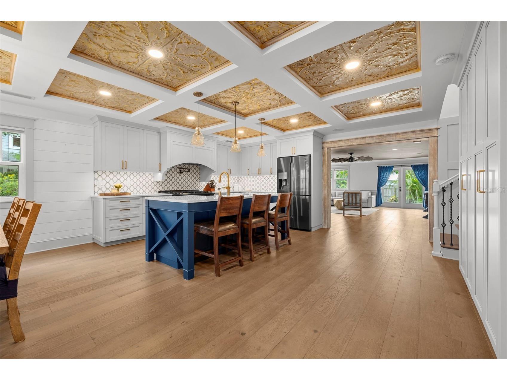 2420 14th Street N Saint Petersburg FL 33704 TB8470901 image10